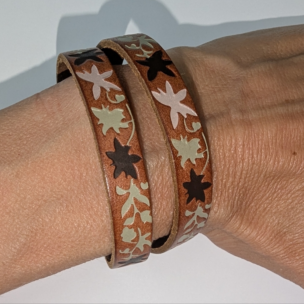 VTG TOOLED LEATHER BRACELET ADJUSTABLE LENGTH